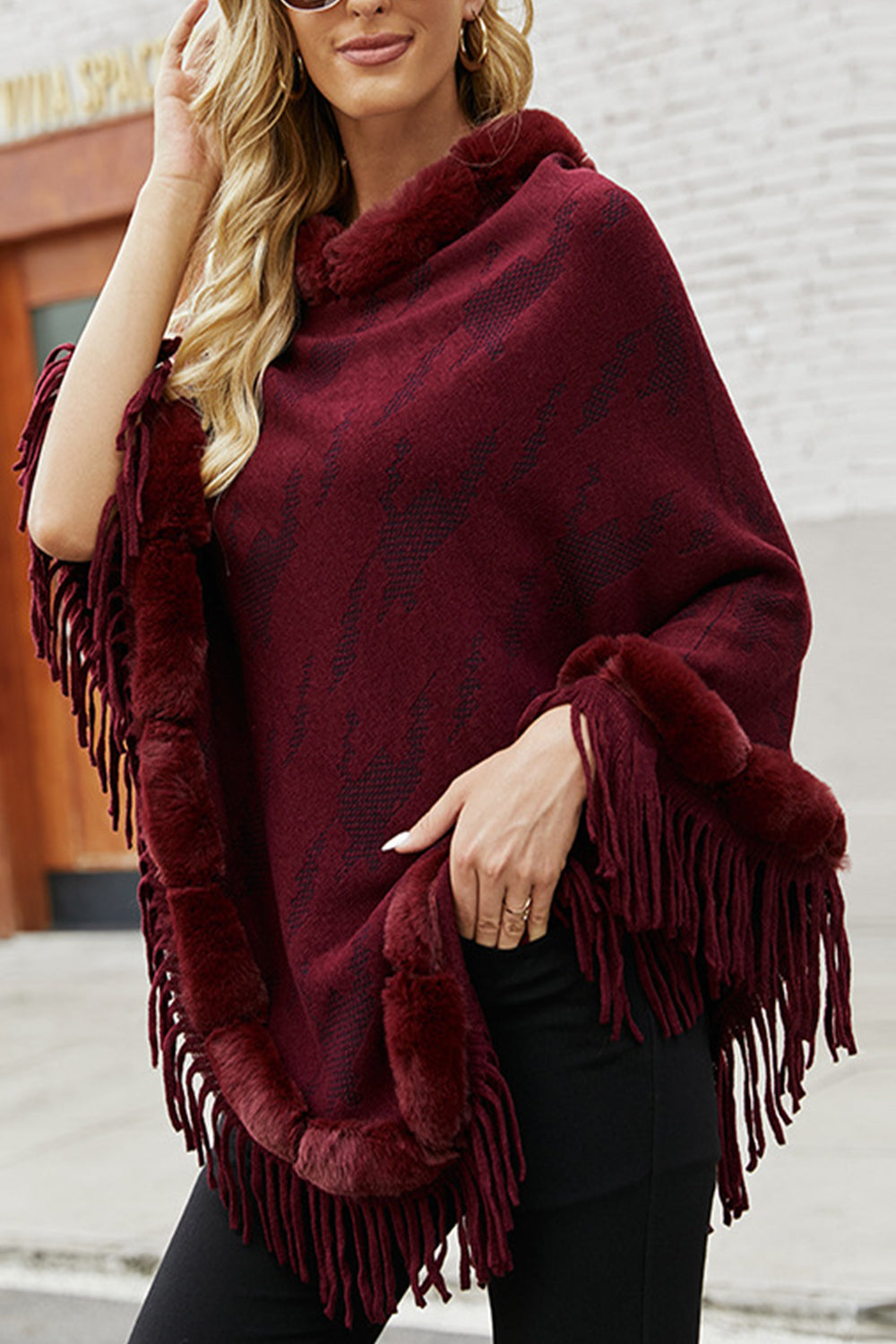 Wollmode Furry Shawl with Tassel Collar