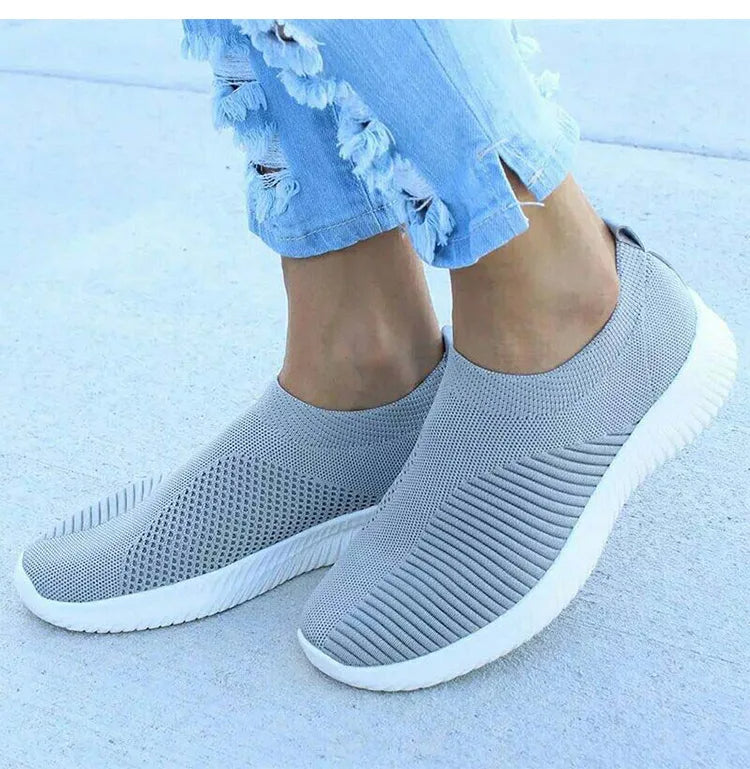 Women's Lightweight WolffMode Slip-On Casual Sneakers