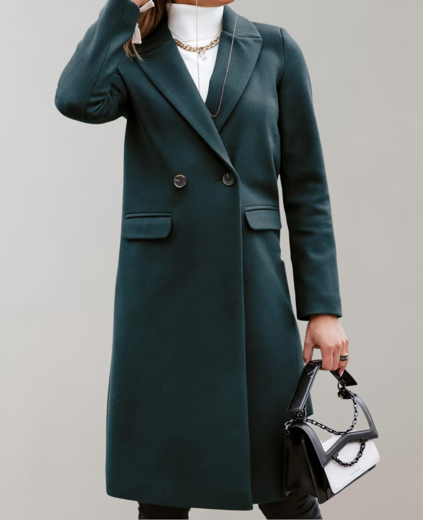 Elegantly effortless winter coat