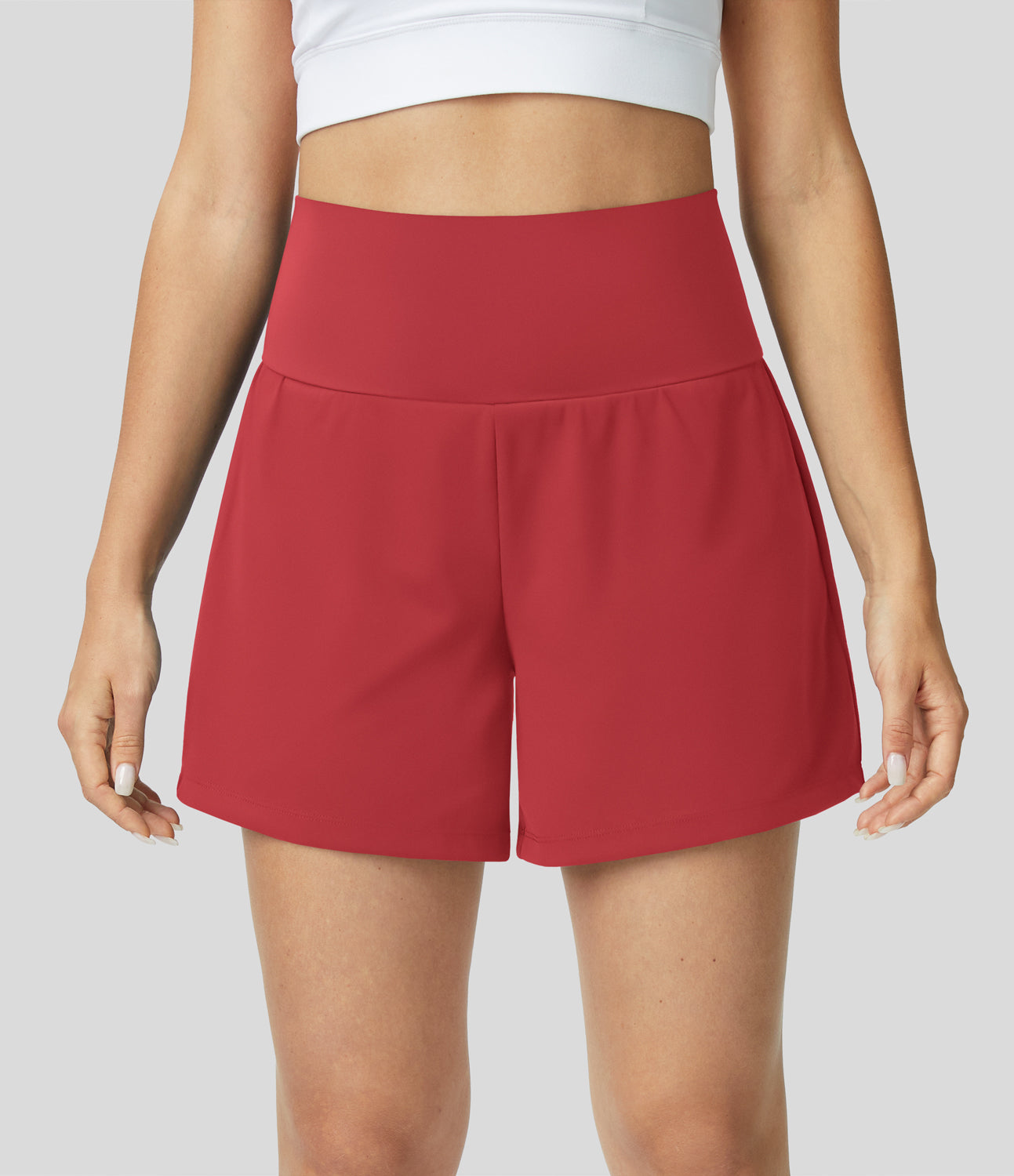 Sport-Shorts mit hoher Taille, zwei Taschen (seitlich und hinten)