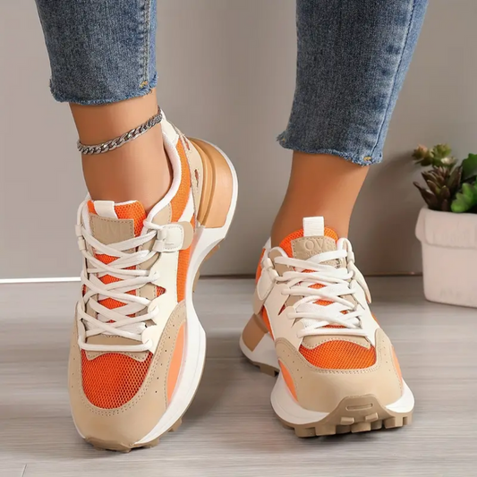 Modische Damen-Sneaker von WolffMode mit dicker Sohle und trendigem Chunky-Design