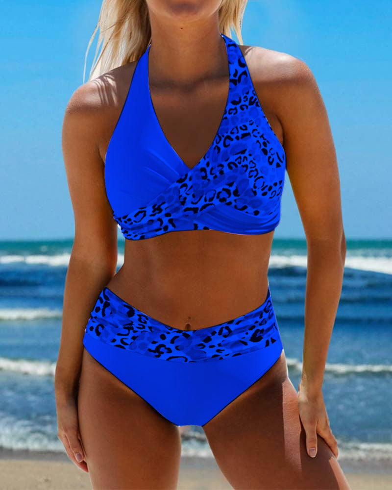 Bikini mit Leopardenmuster und Neckholder