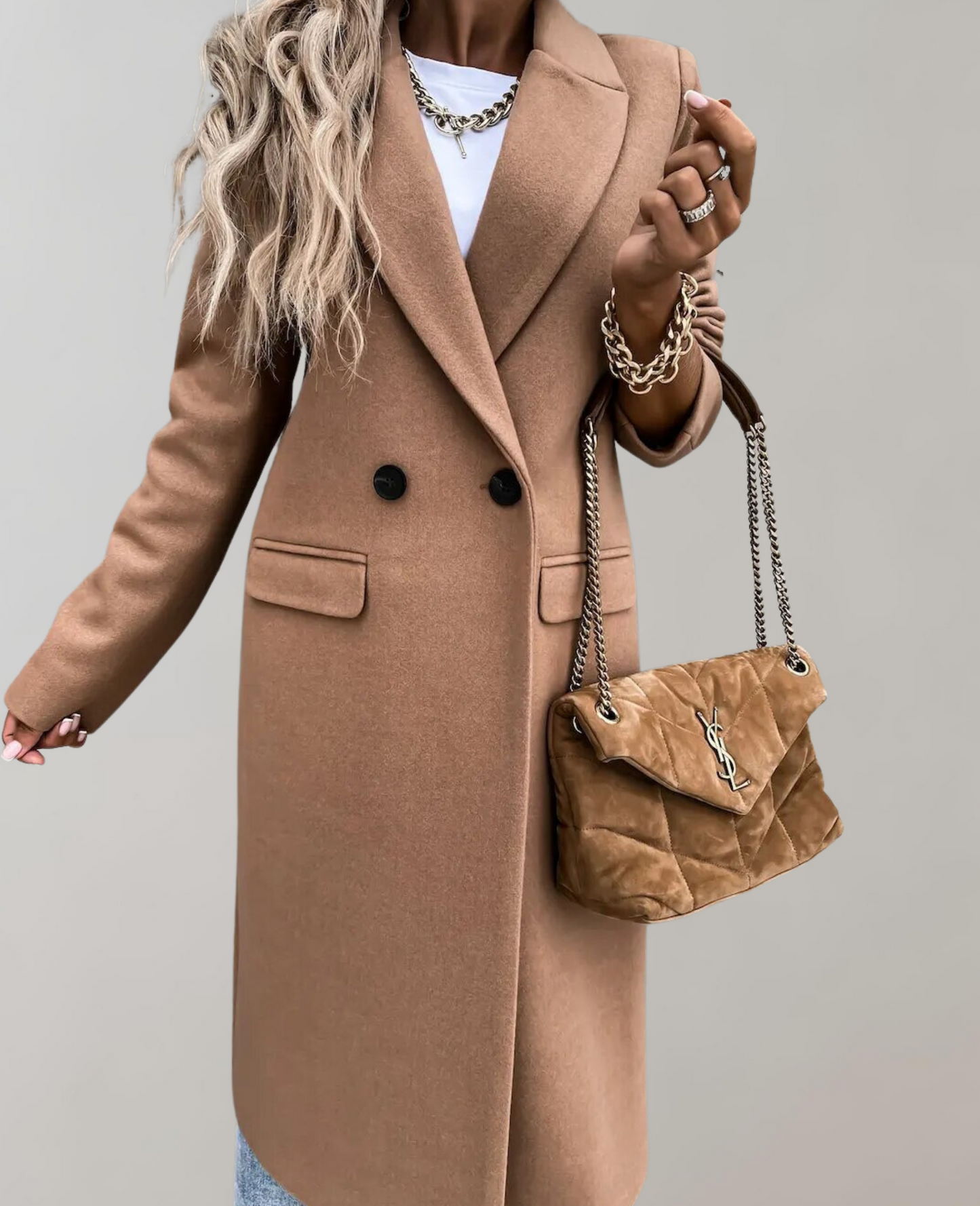 Elegantly effortless winter coat