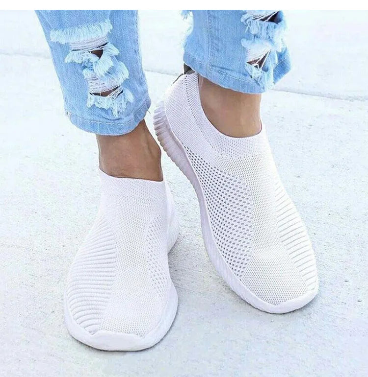 Women's Lightweight WolffMode Slip-On Casual Sneakers