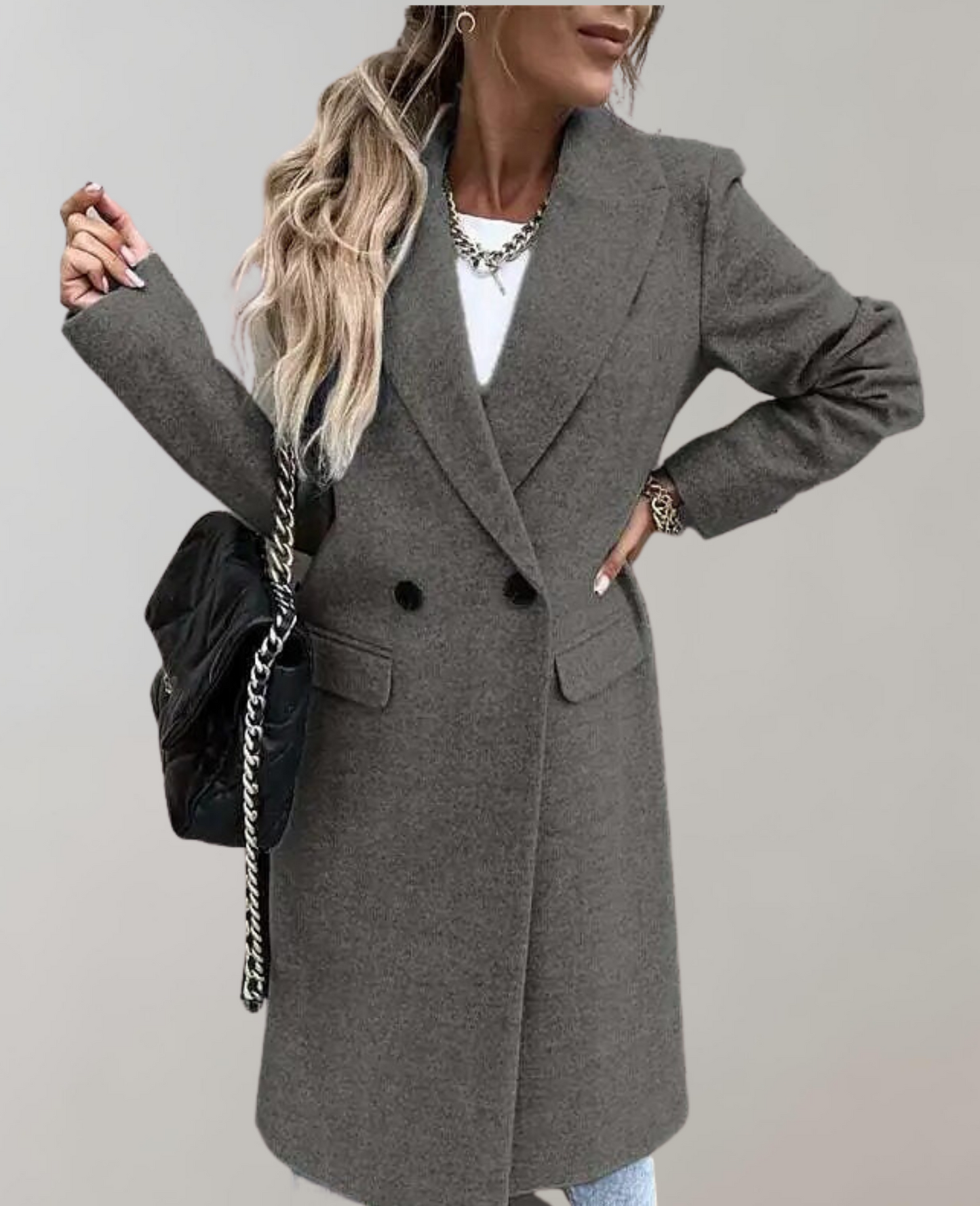 Elegantly effortless winter coat