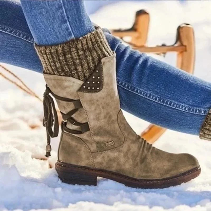 Women's Low-Top WOLF Winter Boots