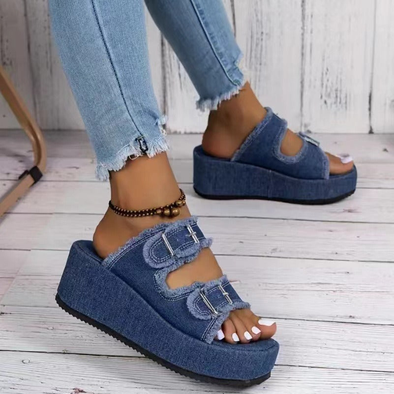 WolffMode Schnallensandalen aus Denim