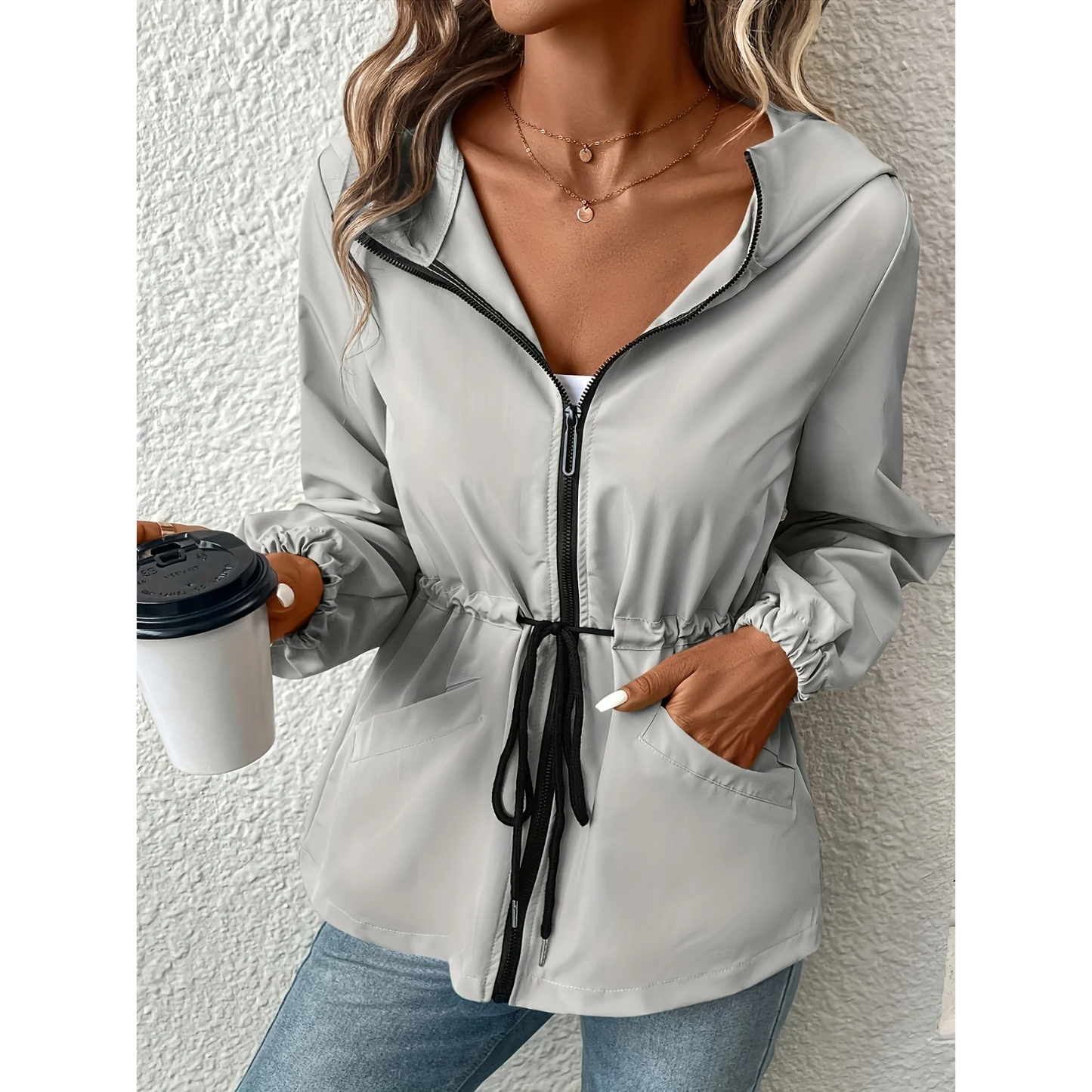 Eleganter Trenchcoat mit Reißverschluss von WOLFFMODE