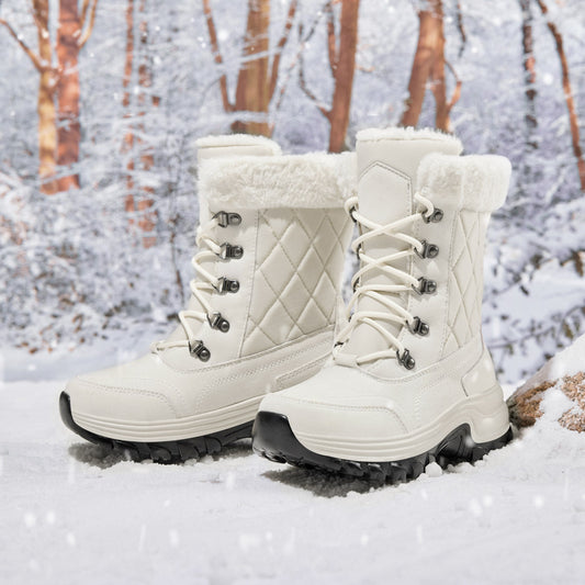 Damen-Winterstiefel von WOLFFMODE mit Fleecefutter und lässigem Design