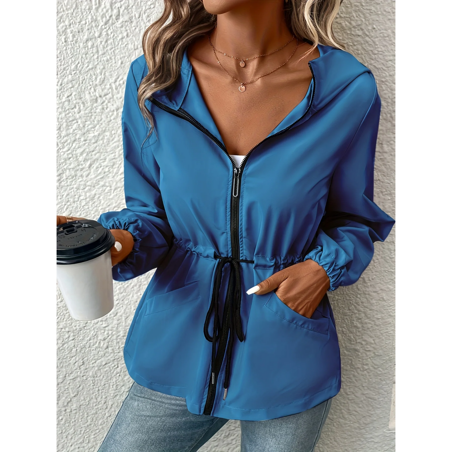 Eleganter Trenchcoat mit Reißverschluss von WOLFFMODE