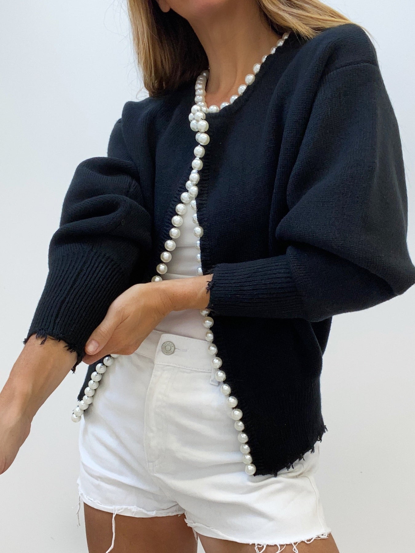 Wolljacke mit Perlendetails