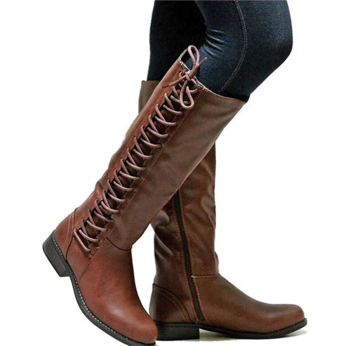 Wolffmode: Stylish Lace-up Boots