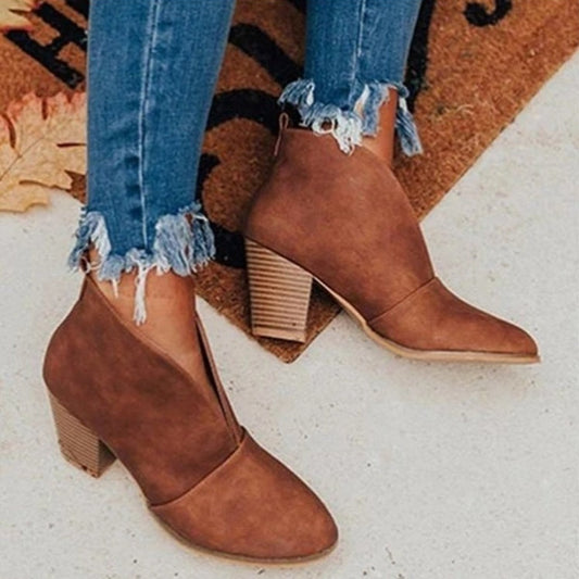 Wolffmode Stylish Ankle Boots