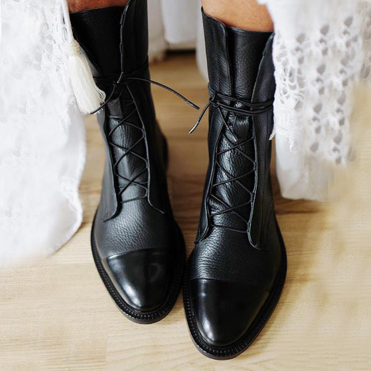 Damen-Stiefeletten im Vintage-Stil mit Absatz von WOLFFMODE