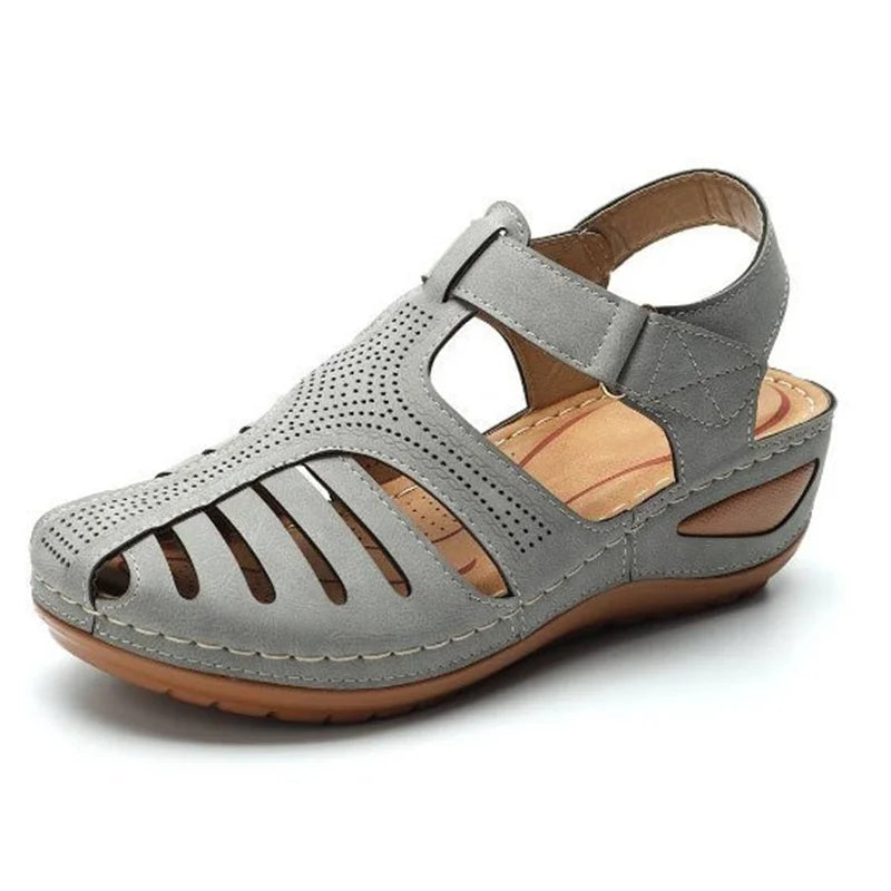 Hochwertige orthopädische Sandalen für Damen von WOLFFMODE