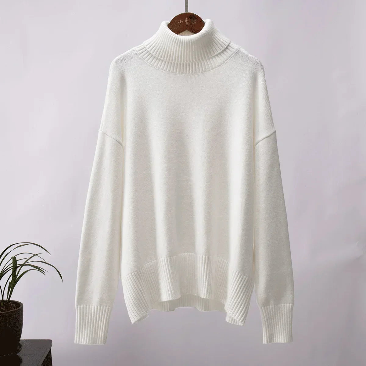 Wolle Pullover mit hohem Kragen von WOLFFMODE