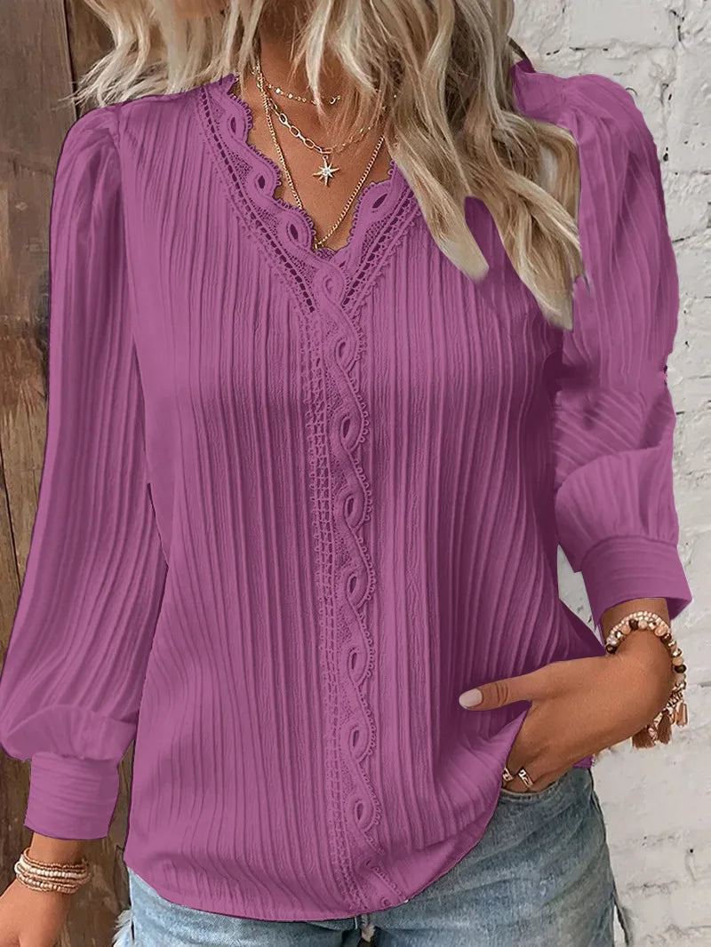 Elegant WolffMode Textured Blouse