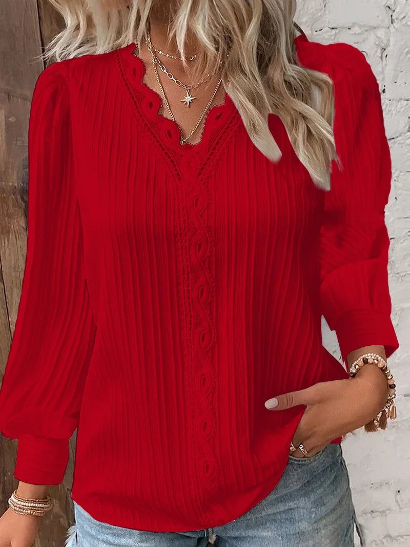 Elegant WolffMode Textured Blouse