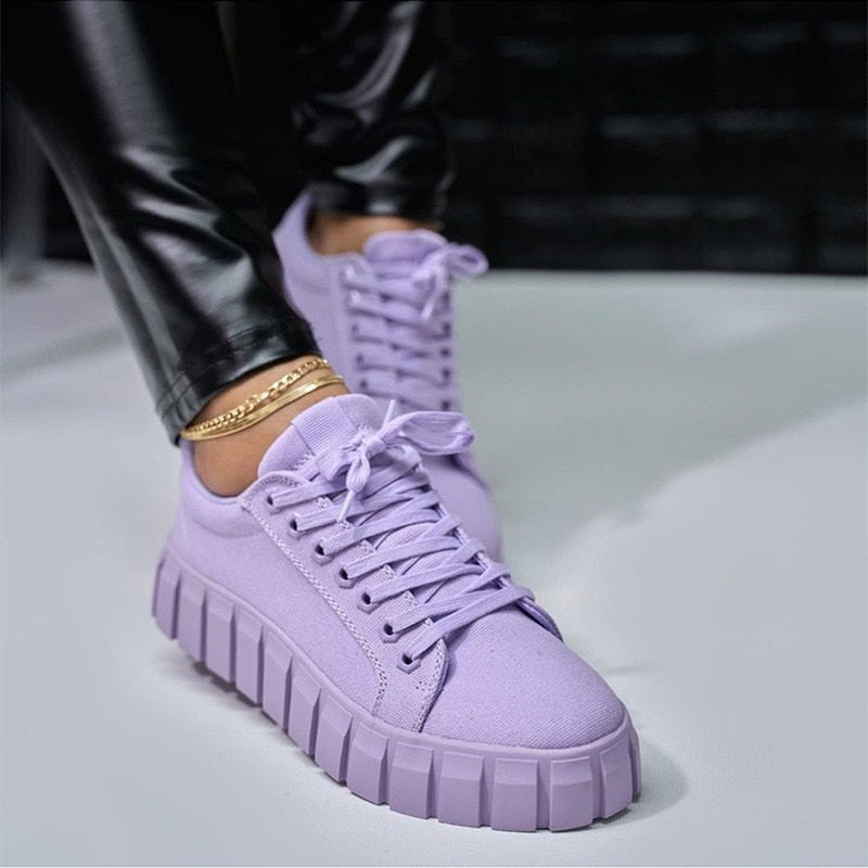 Wolffmode: Modern Women's Sneakers