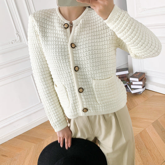 Elegante Damenstrickjacke von WolffMode in Luxusqualität