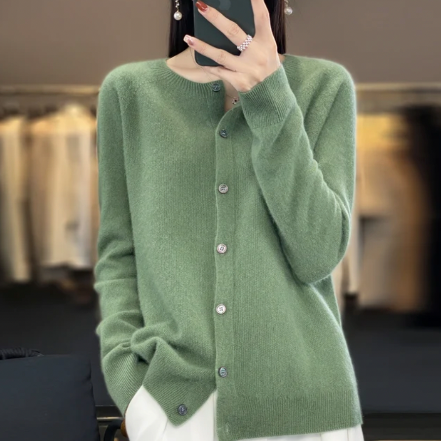 Beatrice Damen Cardigan von WOLFFMODE – Elegant für jeden Anlass