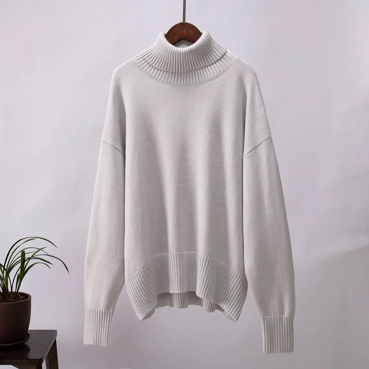 Wolle Pullover mit hohem Kragen von WOLFFMODE