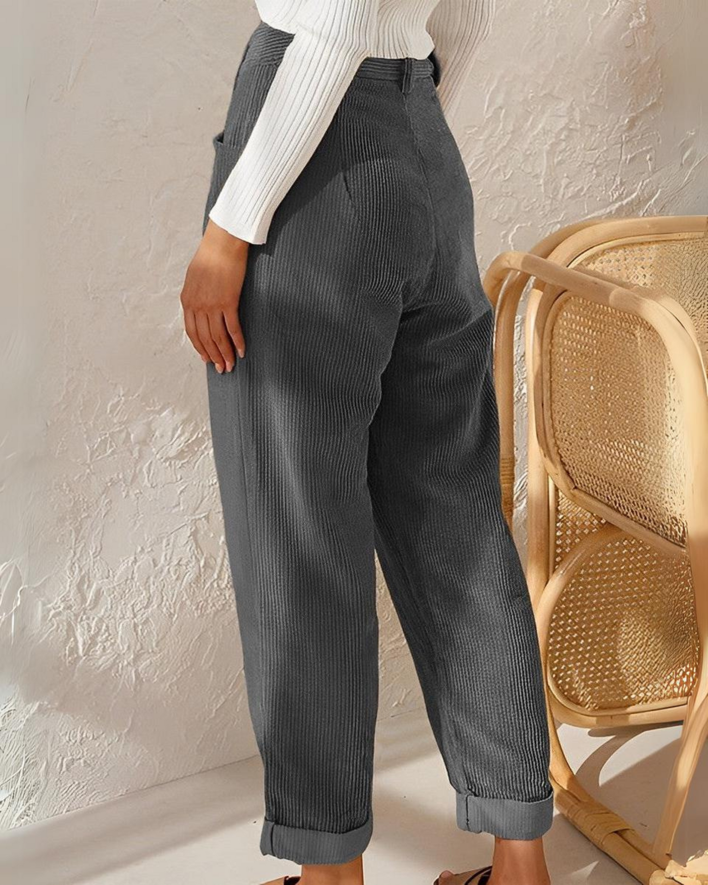 WolffMode – Comfortable Corduroy Trousers