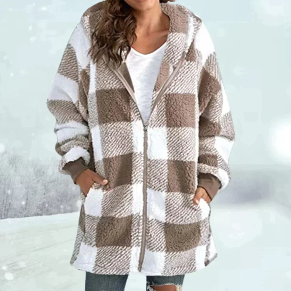 Zeitlose karierte Winterjacke von WOLFFMODE