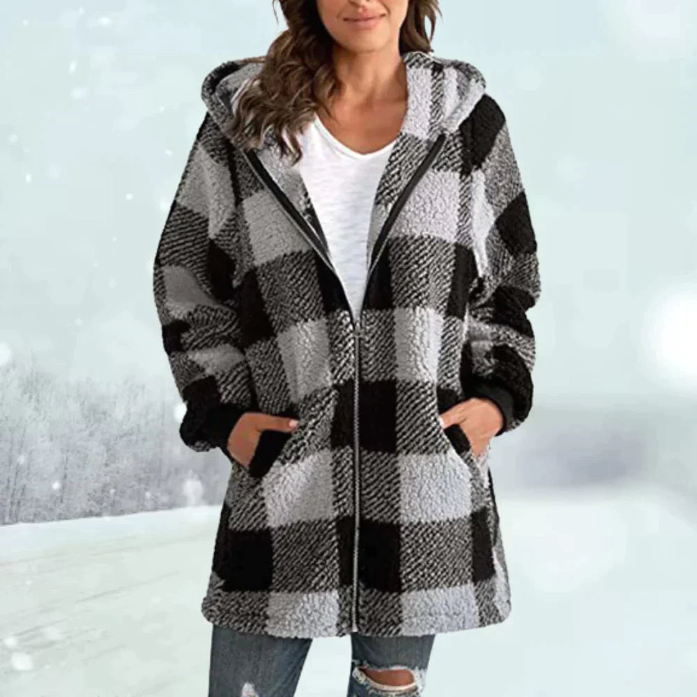 Zeitlose karierte Winterjacke von WOLFFMODE