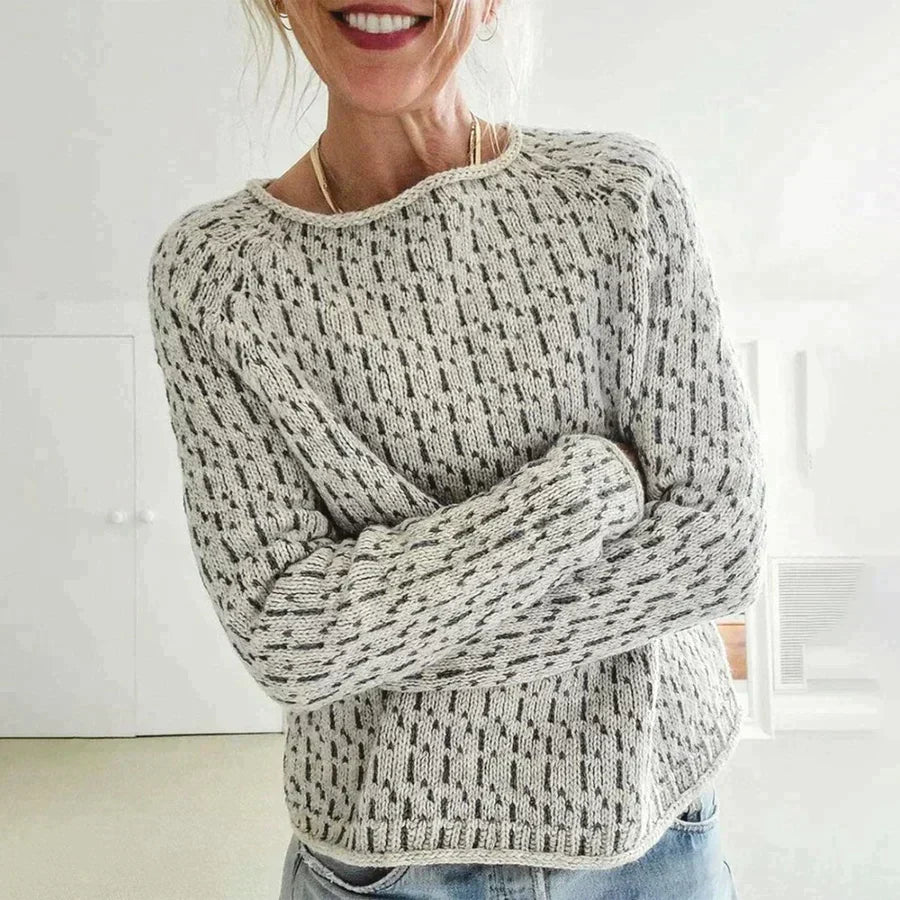 Schicker grauer Pullover mit Bootsausschnitt