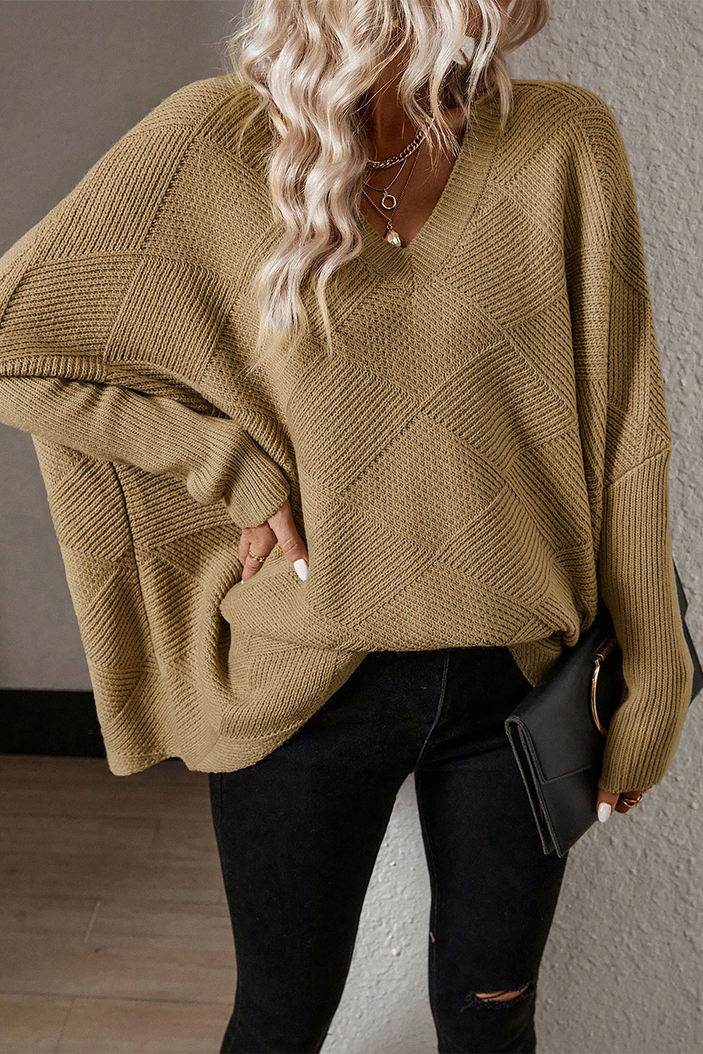 WolffMode: Oversize-Pullover mit V-Ausschnitt