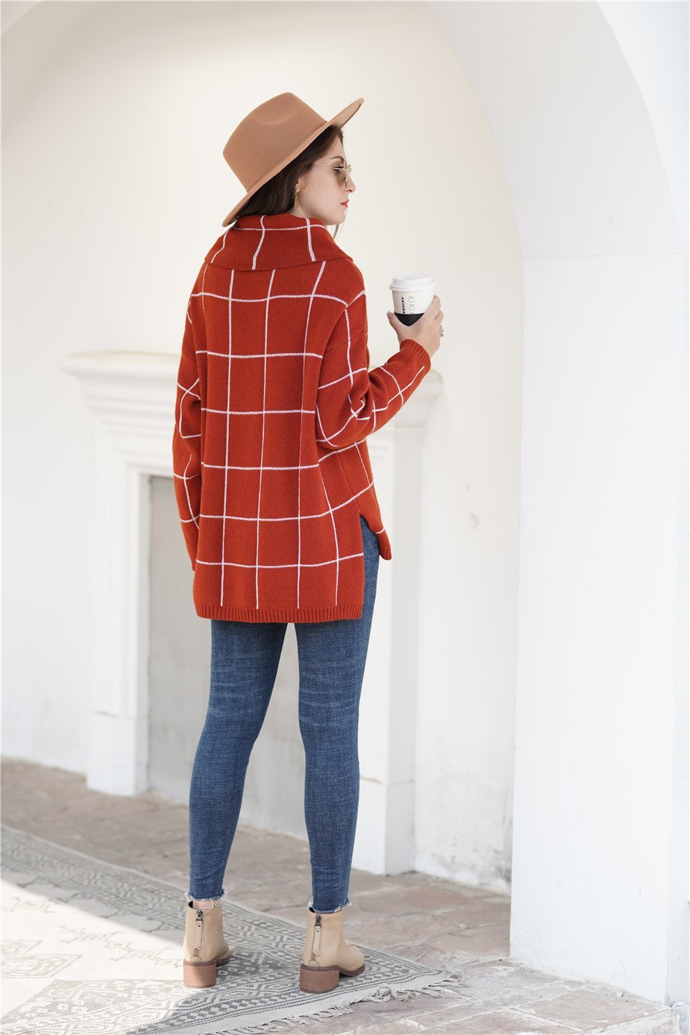 Eleganter, lockerer Karo-Rollkragenpullover von WOLFFMODE – Rot