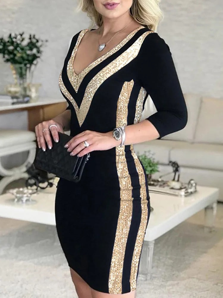 WolffMode Bodycon Kleid mit farbigem Streifenmuster