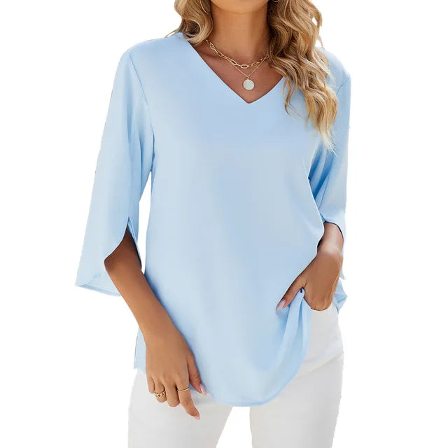 Elegante und vielseitige Bluse mit V-Ausschnitt von WOLFFMODE für alle Anlässe