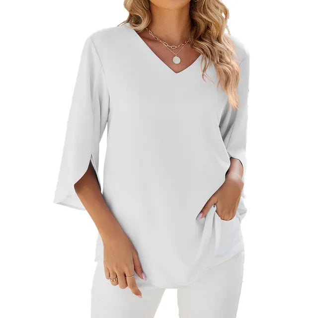 Elegante und vielseitige Bluse mit V-Ausschnitt von WOLFFMODE für alle Anlässe