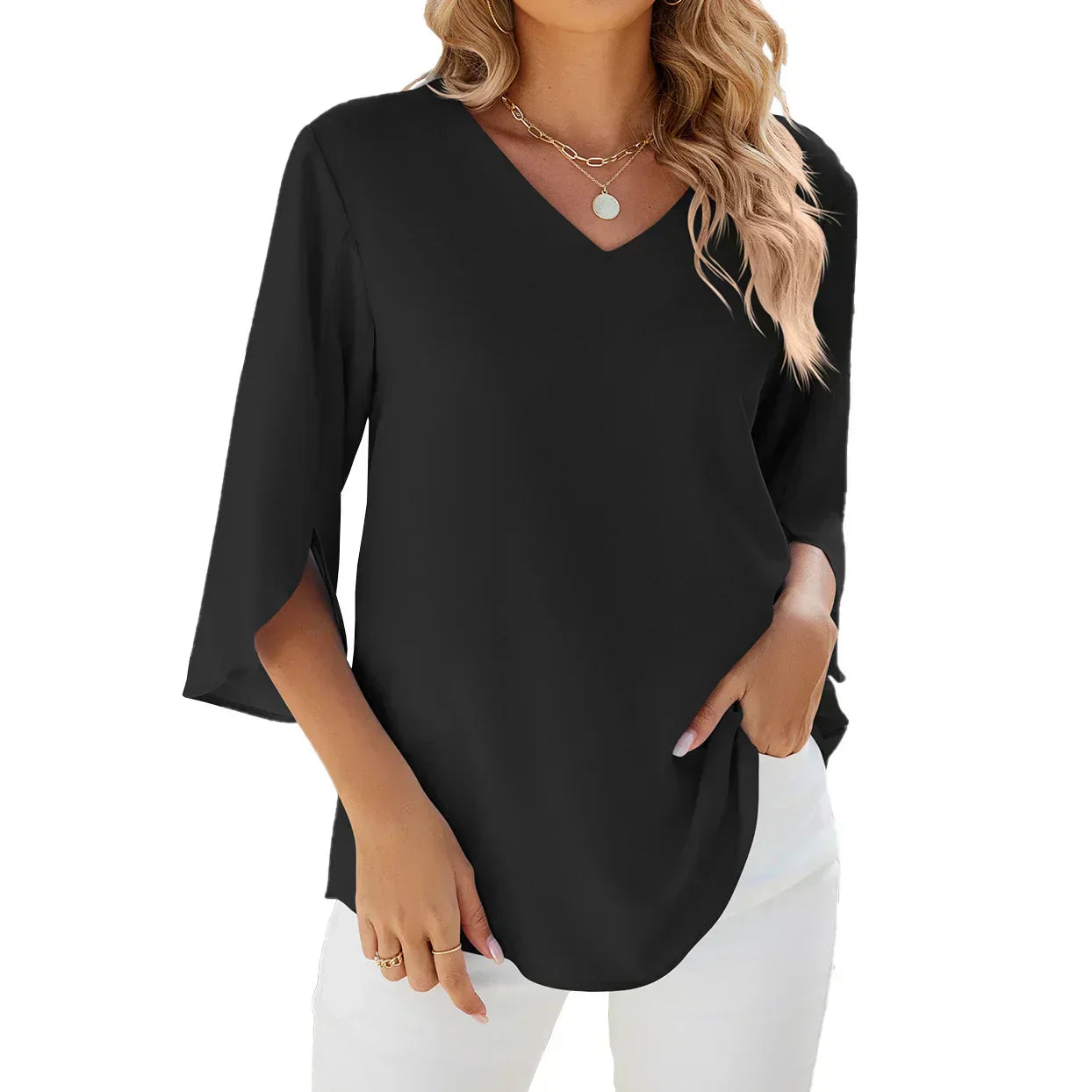 Elegante und vielseitige Bluse mit V-Ausschnitt von WOLFFMODE für alle Anlässe