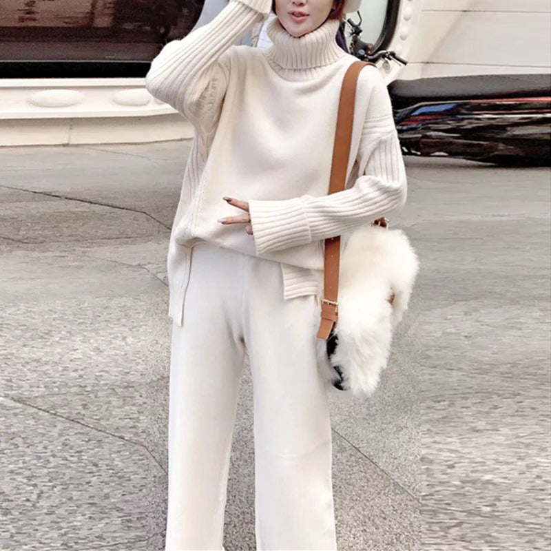 WolffMode Loungewear Set: Luxurious, warm turtleneck sweater and oversized wool pants