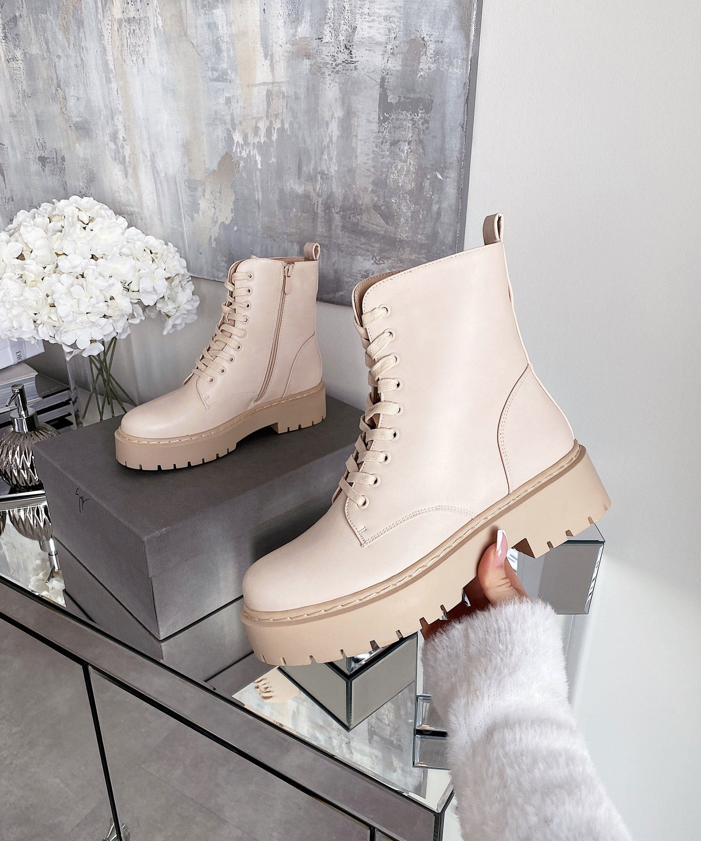 Serena Beige Stiefel